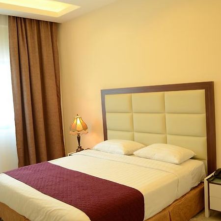 Arcadia Hotel Suites Σάρτζα Εξωτερικό φωτογραφία