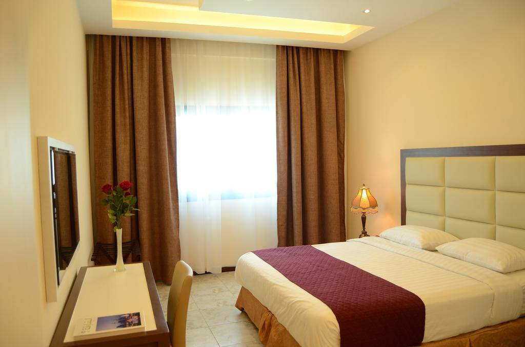 Arcadia Hotel Suites Σάρτζα Εξωτερικό φωτογραφία