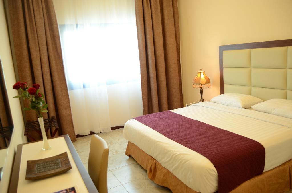 Arcadia Hotel Suites Σάρτζα Εξωτερικό φωτογραφία
