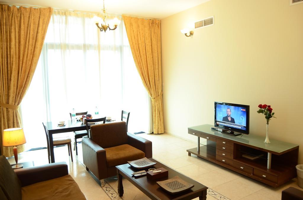 Arcadia Hotel Suites Σάρτζα Εξωτερικό φωτογραφία